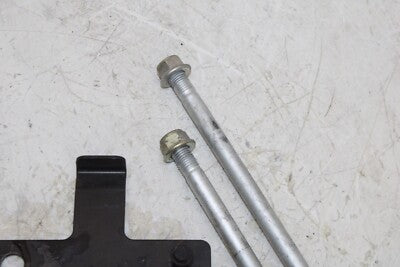 2004 TRIUMPH DAYTONA 600 OEM ENGINE MOUNT MOTOR BRACKET ENGINE BOLTS