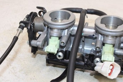 17-22 KAWASAKI NINJA 650 EX650 ABS OEM MAIN FUEL INJECTORS / THROTTLE BODIES