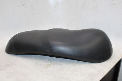 2020 SYM 200i OEM FRONT DRIVERS SEAT PAD SADDLE PILLION