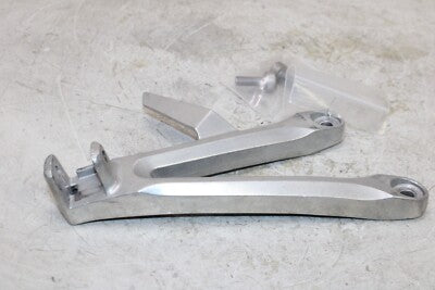 05-23 HONDA CBR600RR OEM RIGHT REAR BACK PASSENGER PEG