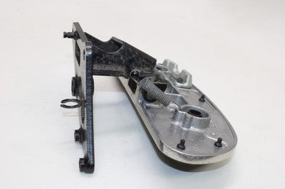 07-24 KAWASAKI VULCAN 900 VN900B CLASSIC OEM RIGHT FRONT FOOT REST