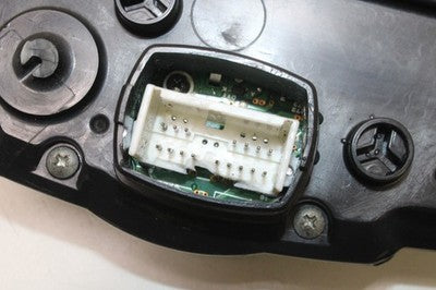 2008 SUZUKI GSXR 600 OEM SPEEDO TACH GAUGES DISPLAY CLUSTER SPEEDOMETER