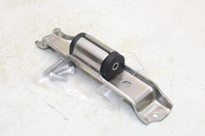 2016 KAWASAKI VERSYS 1000 KLZ1000BFA OEM FRONT GAS TANK BRACKET MOUNT
