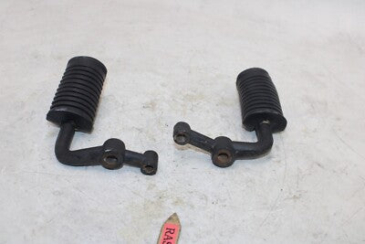 1980 SUZUKI GS250T OEM FRONT FOOT RESTS PEGS STEPS SET PAIR