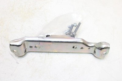 2016 KAWASAKI VERSYS 1000 KLZ1000BFA OEM FRONT GAS TANK BRACKET MOUNT
