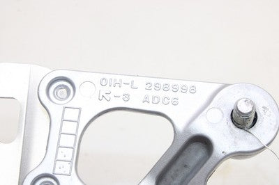 08-09 SUZUKI GSXR 600 OEM LEFT FRONT FOOT REST PEG STEP