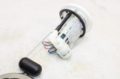 2018 YAMAHA XMAX CZD300A OEM FUEL PUMP GAS PETROL SENDER UNIT