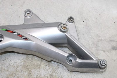 09-16 APRILIA DORSODURO 750 OEM RIGHT FRAME SIDE COVER COWL BRACKET