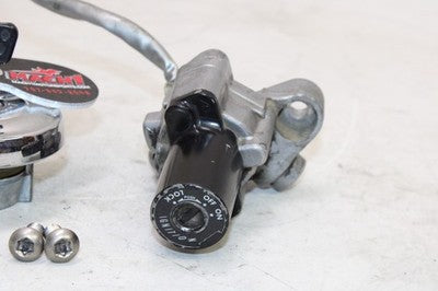 2002 YAMAHA V STAR 650 XVS650A CLASSIC OEM IGNITION LOCK KEY SET W/ GAS CAP