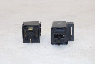 08-22 KAWASAKI CONCOURS 14 ABS OEM TURN SIGNAL BLINKER RELAY FLASHER SWITCH