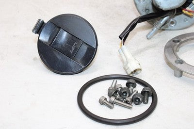 04-05 SUZUKI GSXR 600 OEM FUEL PUMP GAS PETROL SENDER UNIT