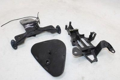 2006 YAMAHA YZF R1 OEM MISC INNER BRACKETS MOUNTS
