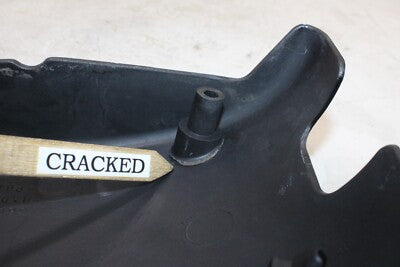 1997 KAWASAKI VULCAN 1500 CLASSIC VN1500-D OEM FRAME COVER COWL RIGHT SIDE