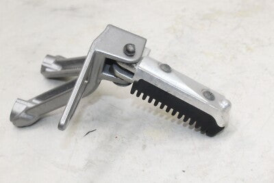 2002 SUZUKI BANDIT 1200 OEM LEFT REAR BACK PASSENGER PEG