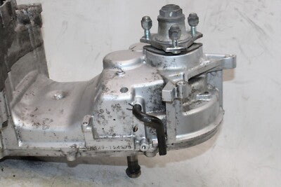 03-06 SUZUKI BURGMAN 400 AN400S OEM ENGINE MOTOR CRANKCASES CRANK CASES