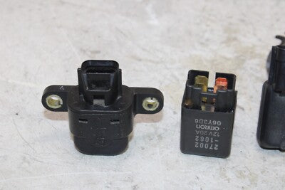 04-10 KAWASAKI VULCAN 2000 VN2000A OEM MAP MASS AIR FLOW PRESSURE W TIP SENSOR