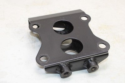 2005 YAMAHA V STAR 1100 XVS1100 OEM ENGINE MOUNT MOTOR BRACKET
