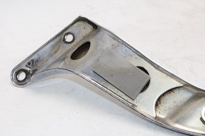 2002 YAMAHA V STAR 650 XVS650A CLASSIC OEM LEFT REAR SEAT GRAB BAR W TURN SIGNAL
