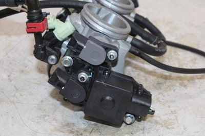 2019 KAWASAKI Z650 EX650GJ OEM MAIN FUEL INJECTORS / THROTTLE BODIES