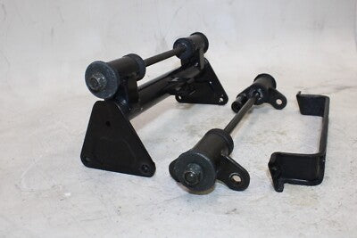 2004 KAWASAKI VULCAN 1500 VN1500E CLASSIC OEM ENGINE MOTOR MOUNT STAY BRACKETS