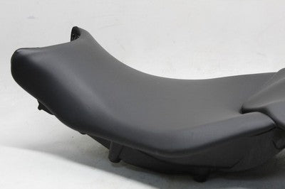 2016 BMW S1000XR OEM DRIVERS SEAT PAD SADDLE PILLION