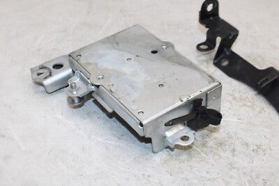 2015 SUZUKI BOULEVARD C50 VL800 OEM MOUNT BRACKET SET PAIR