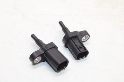 15-19 KAWASAKI VERSYS 1000 OEM AIR INTAKE TEMPERATURE TEMP SENSOR PAIR