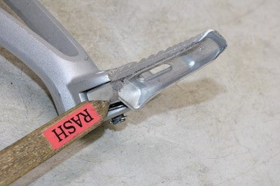 06-07 SUZUKI GSXR 750 OEM LEFT REAR BACK PASSENGER PEG