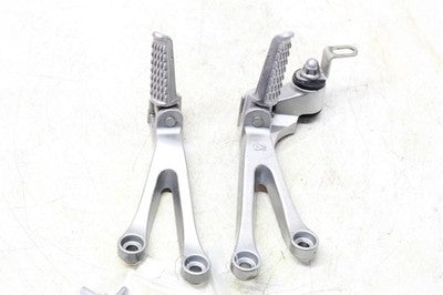 2007 KAWASAKI ZZR600 ZX600J OEM REAR BACK PASSENGER PEG SET PAIR