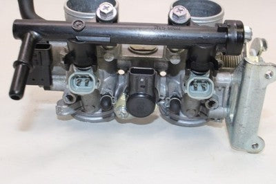 15-25 YAMAHA YZF R3 OEM MAIN FUEL INJECTOR W THROTTLE BODIES
