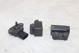 98-06 YAMAHA YZF R1 OEM TURN SIGNAL BLINKER RELAY SWITCH W TIP AND MAP SENSOR