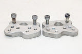 06-09 SUZUKI GSXR 600 OEM FRONT FOOT PEG MOUNT PAIR