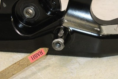 2006 YAMAHA MAJESTY 400 YP400 OEM REAR SIDE SWINGARM BRACKET