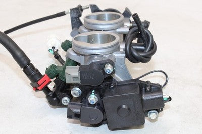 12-16 KAWASAKI NINJA 650 EX650 OEM MAIN FUEL INJECTORS / THROTTLE BODIES