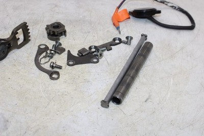 1990 SUZUKI GSXR1100 OEM SHIFTER SHIFT SHAFT W PULSE SENSOR