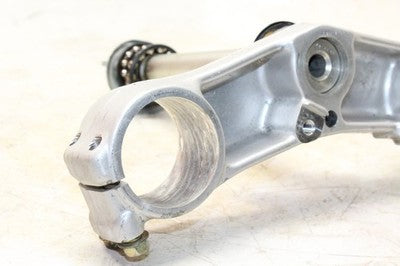 00-01 HONDA CBR929RR OEM FRONT FORKS CLAMP LOWER TRIPLE TREE STEM