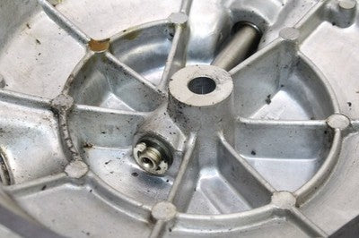 2002 YAMAHA YZF R6 OEM CLUTCH SIDE ENGINE MOTOR COVER