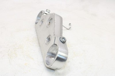 02-04 HONDA VTX1800C OEM FORKS UPPER TRIPLE TREE CLAMP