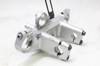 04-06 YAMAHA FZ6 OEM FORKS UPPER TRIPLE TREE CLAMP
