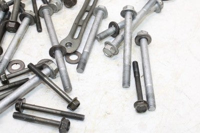 99-02 YAMAHA YZF R6 OEM MISC ENGINE MOUNTING BOLTS HARDWARE MOTOR SCREWS