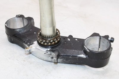 03-04 YAMAHA YZF R6 OEM FRONT FORKS CLAMP LOWER TRIPLE TREE STEM