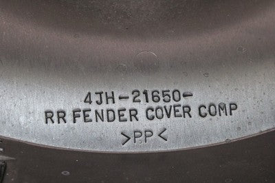 95-07 YAMAHA YZF600R OEM REAR BACK WHEEL TIRE HUGGER FENDER