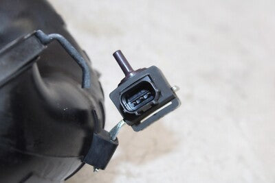 2015 SUZUKI BOULEVARD C50 VL800 OEM AIR INTAKE DUCT