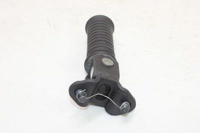 2009 KAWASAKI VULCAN 900 VN900B CLASSIC OEM LEFT REAR PASSENGER FOOT PEG REST