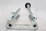 2015 SUZUKI BOULEVARD C50 VL800 OEM FRONT WHEEL FENDER BRACKET MOUNT