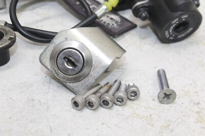 06-09 SUZUKI GSXR750 OEM IGNITION LOCK KEY SET W/ GAS CAP AND SEAT LOCK