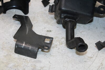 2008 YAMAHA V STAR 1100 XVS1100 CUSTOM OEM MOUNT BRACKET SET