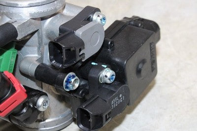 13-17 KAWASAKI NINJA 300 EX300A OEM MAIN FUEL INJECTORS / THROTTLE BODIES