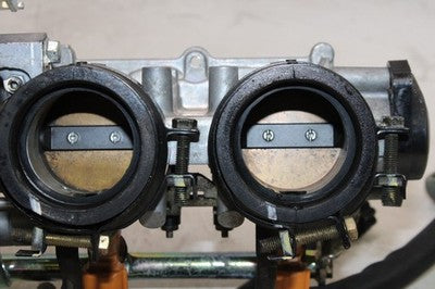 05-06 HONDA CBR600RR OEM MAIN FUEL INJECTORS / THROTTLE BODIES