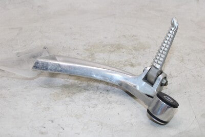 2004 YAMAHA YZF R6 OEM RIGHT REAR BACK PASSENGER PEG